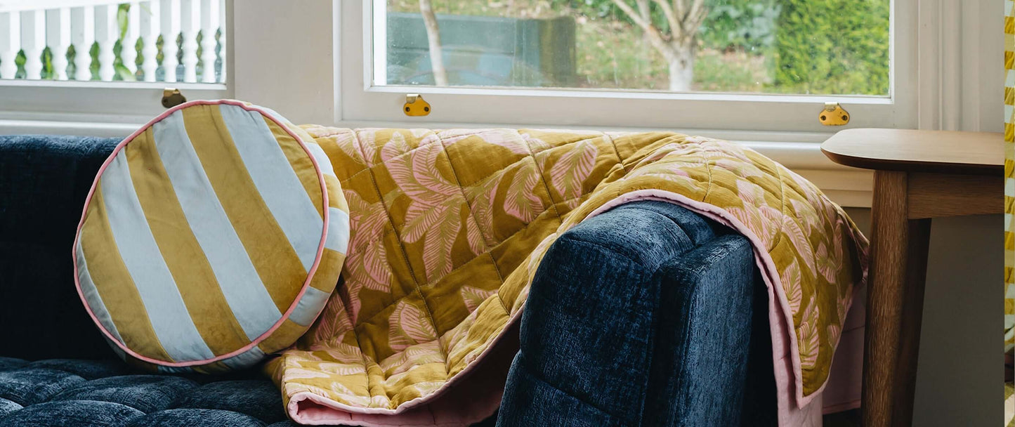 Throws-FurniturebyDesign.