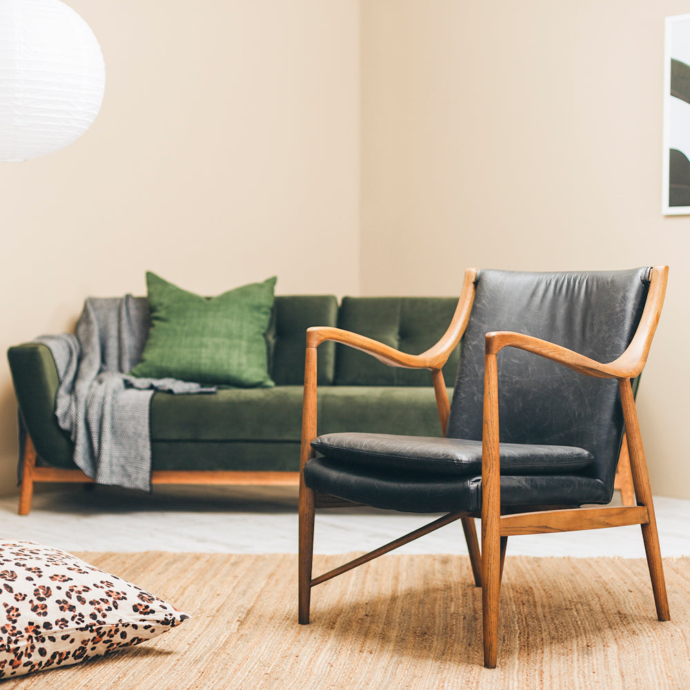 Finn Armchair-FurniturebyDesign.