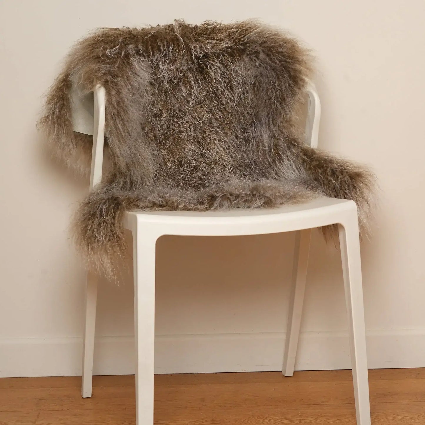 Tibetan Lambskin Rug - Fawn Tips-FurniturebyDesign.