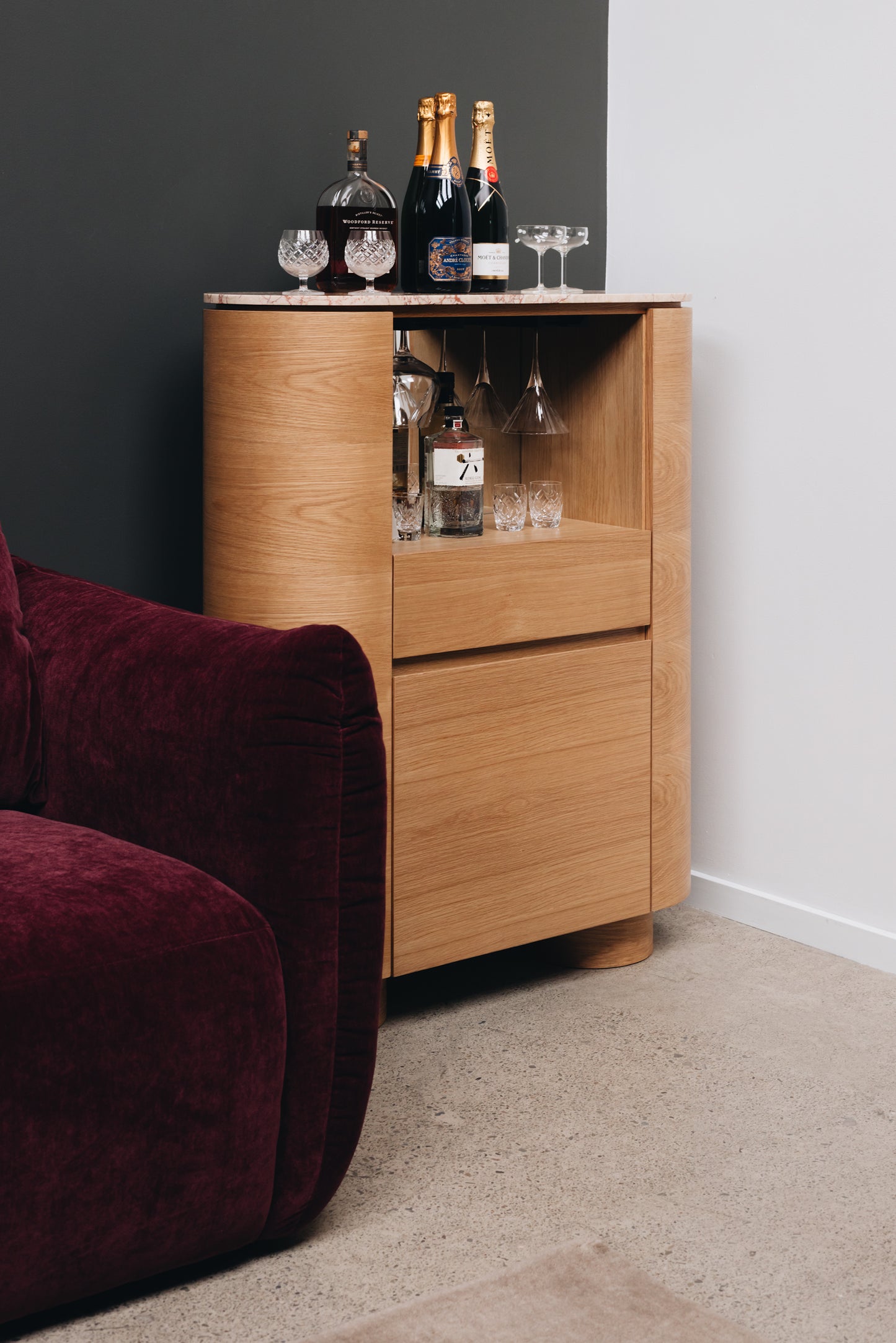 FurniturebyDesign.