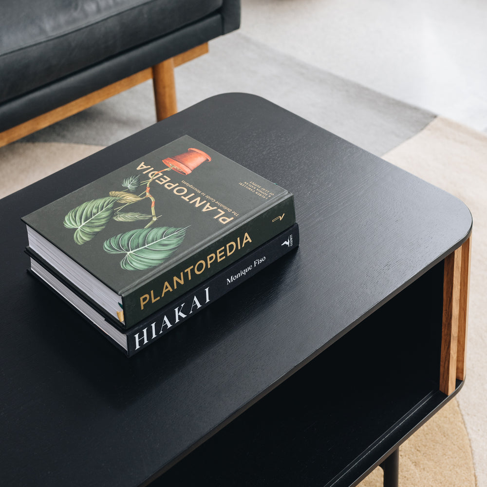 
                      
                        Linea Coffee Table
                      
                    