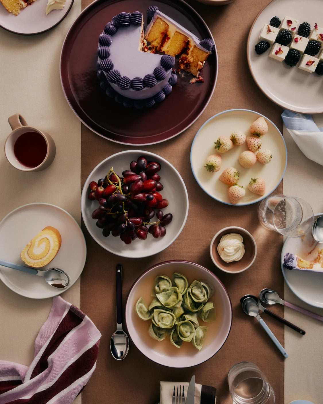 hommey tableware styled image