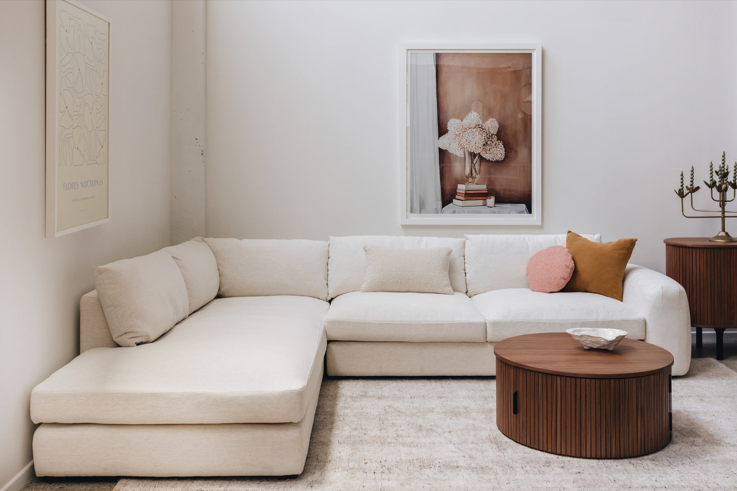 Lizzie Pannell - Holding Time