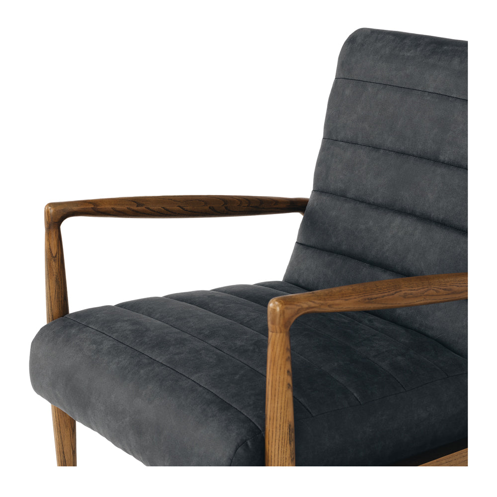 
                      
                        Alan Armchair
                      
                    