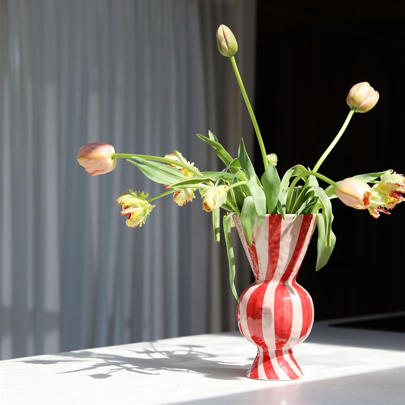 
                      
                        Vases - Rhombic Vase - Red
                      
                    