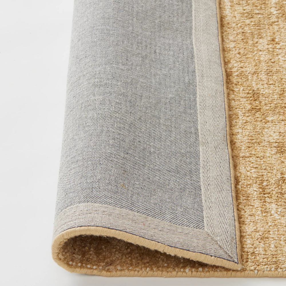 Almonte Rug