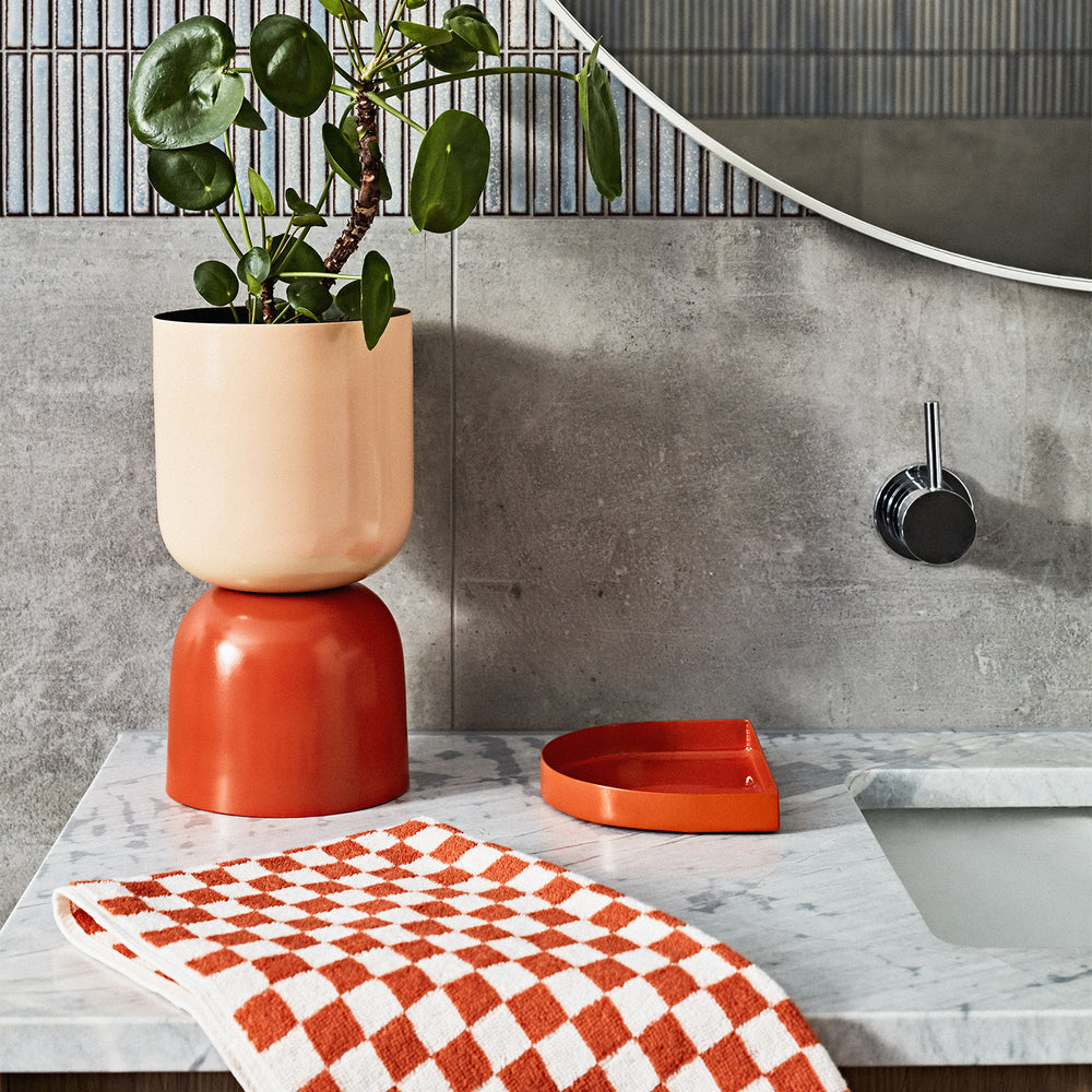 
                      
                        Tone Planter - Sunset-FurniturebyDesign.
                      
                    