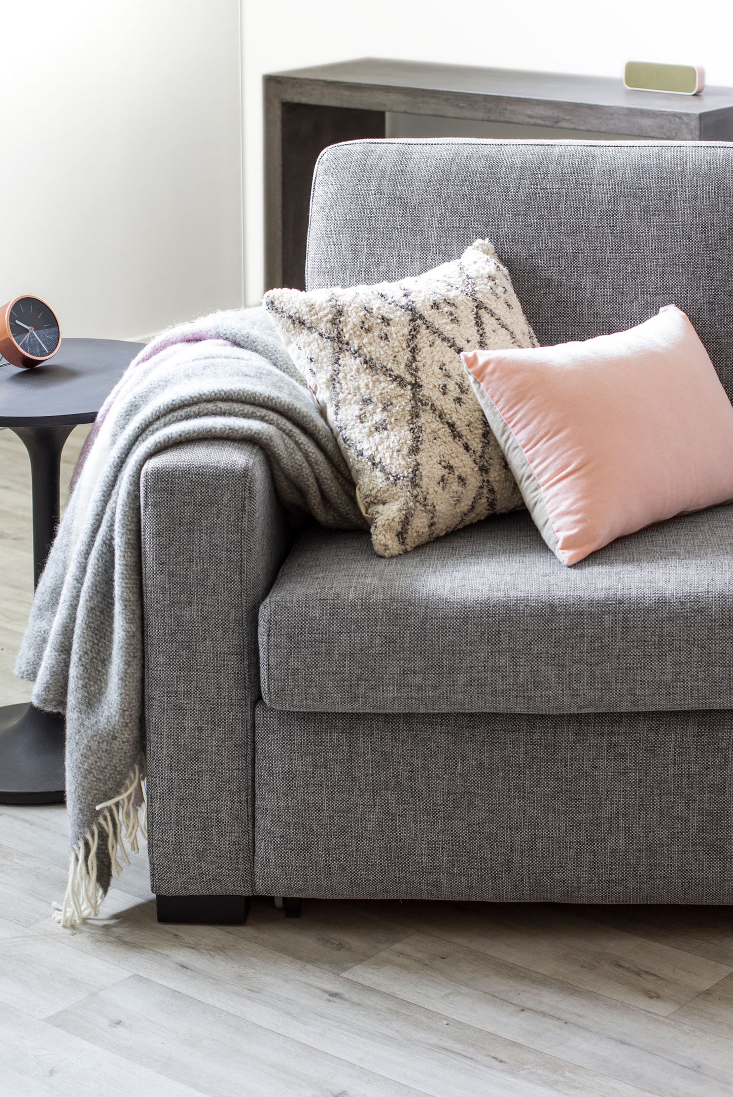 FurniturebyDesign.