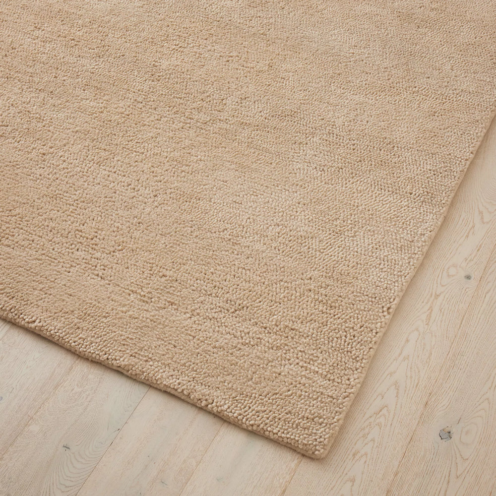 
                      
                        Valencia Rug-FurniturebyDesign.
                      
                    