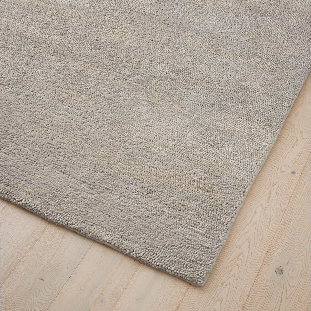 
                      
                        Valencia Rug-FurniturebyDesign.
                      
                    