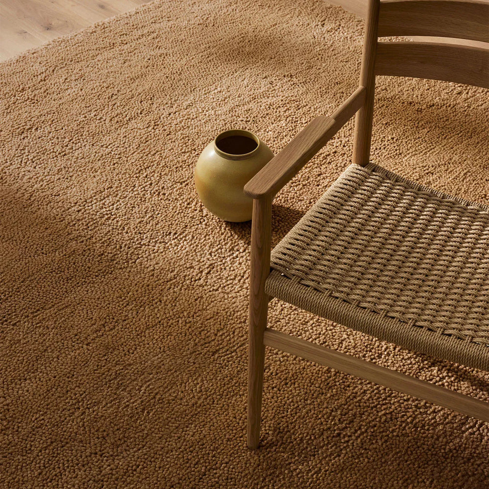 
                      
                        Valencia Rug-FurniturebyDesign.
                      
                    