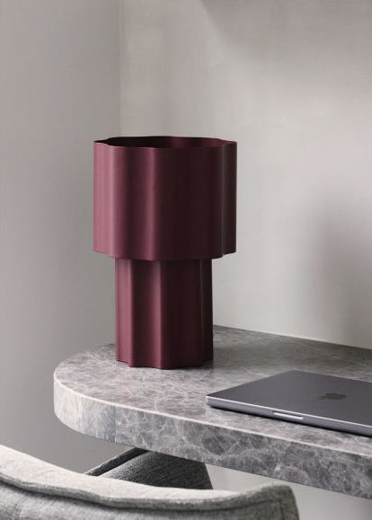 
                      
                        Onda Table Lamp
                      
                    