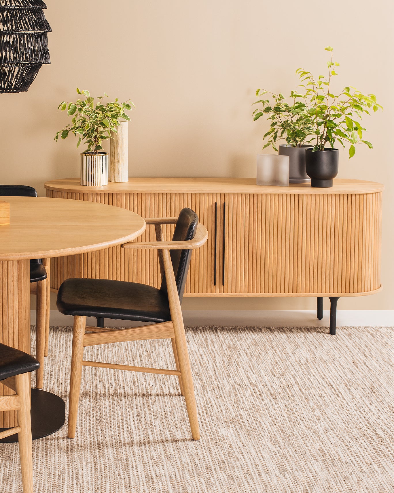 FurniturebyDesign.